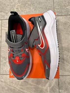 New boys Nike Sz 12, 13 
Gray and Red Hook-and-Loop Shoes